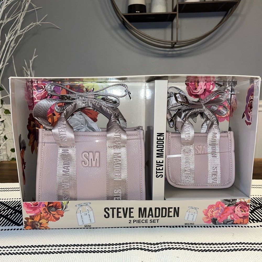 Steve Madden 2 piece bag set